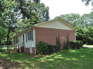 1647 Vineyard Rd, Griffin, GA 30223