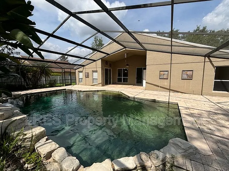 1028 Kerwood Cir — Photo 41
