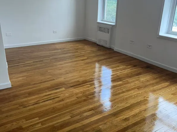 14209 Barclay Ave #5G, Flushing, NY 11355