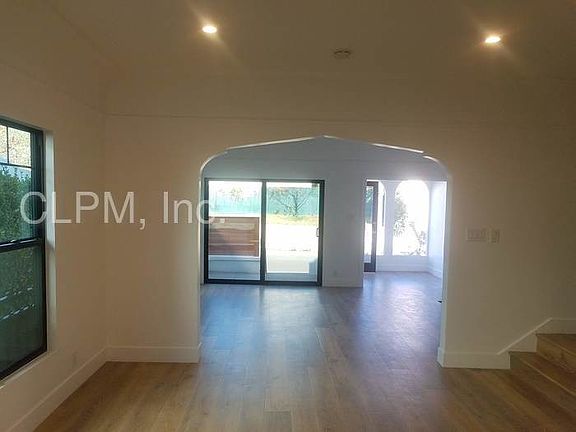 3rd image of 451 N Norton Ave