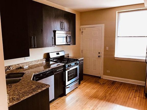 5th image of 3607 W Leland Ave Unit 2