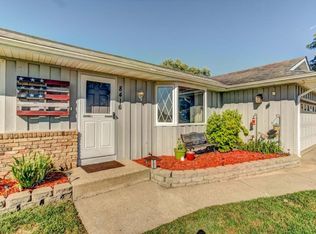 8416 Hillside Trl S, Cottage Grove, MN 55016