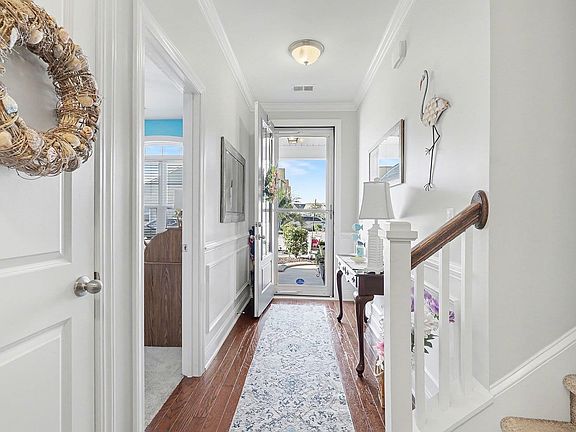 4th image of 5459 Elba Way #1501