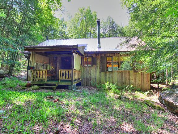 3rd image of 219 Schumacher Ln