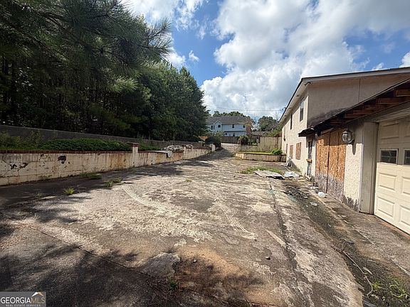 4th image of 3672 Porter Ct