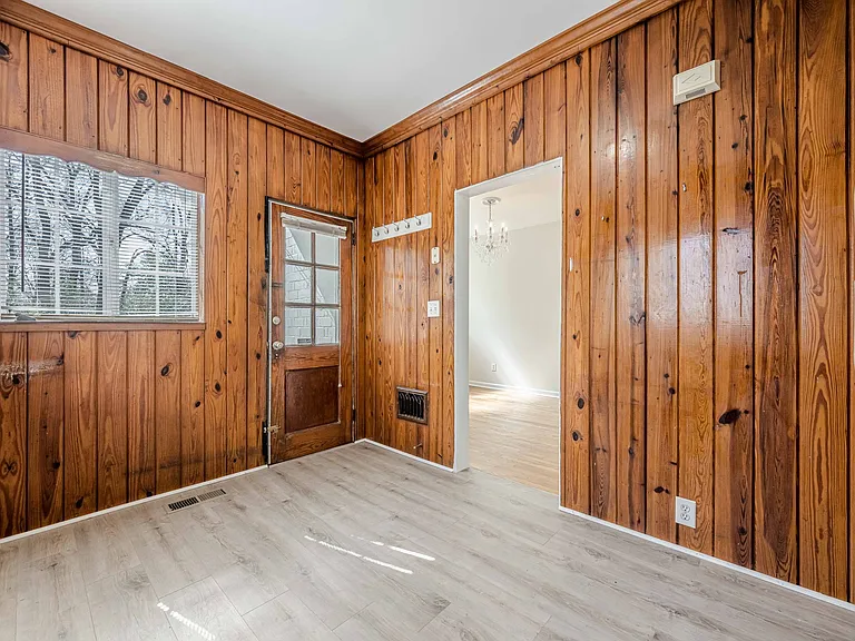 25-web-or-mls-N Decatur Rd-19_03072025