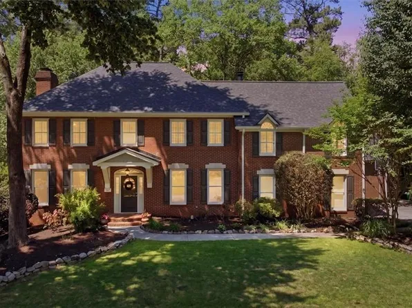 656 Gunby Rd SE, Marietta, GA 30067