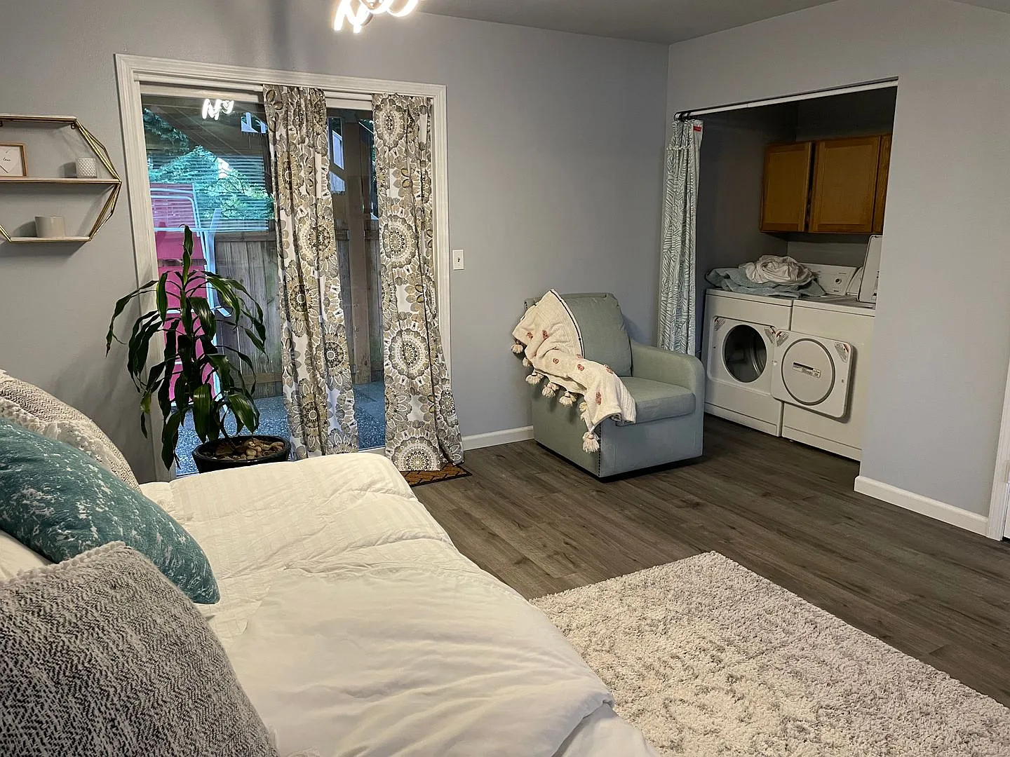 1 Bedroom Unit in Bothell... — Photo 3