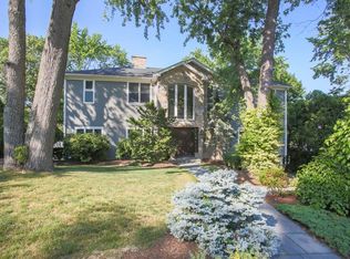31 Baldpate Hill Rd, Newton, MA 02459