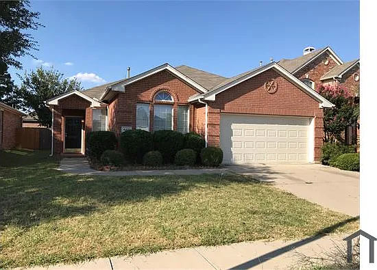 3 bed, 1692 sqft, $2,700 — Photo 2