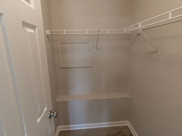 1401-1403 Bodie Dr — Photo 23