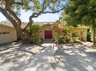 5 Whitney Ct, Menlo Park, CA 94025