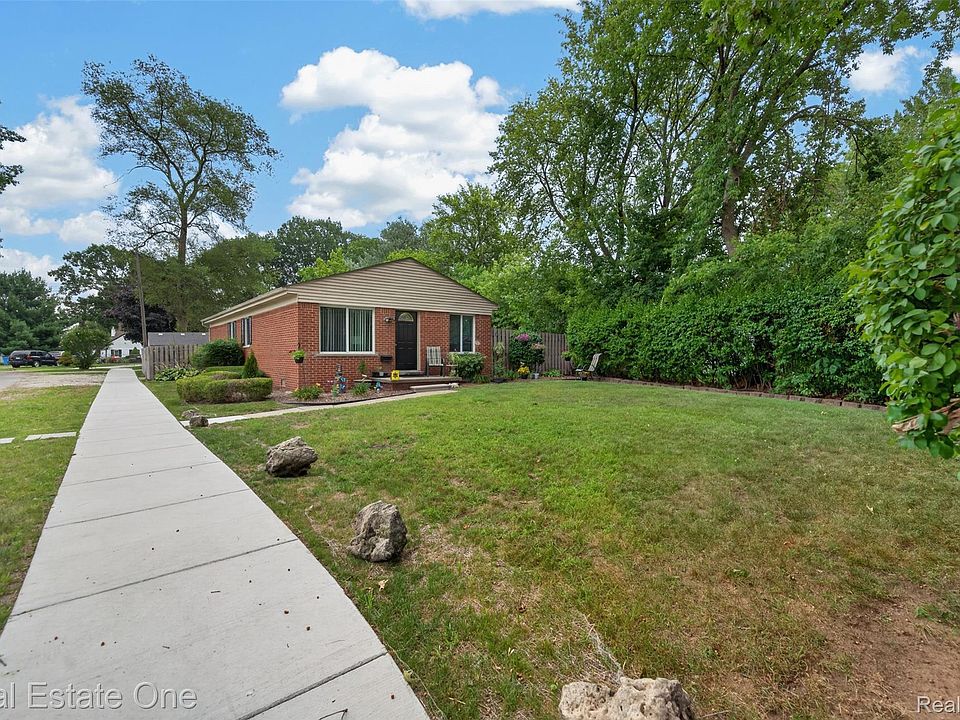 26212 Park Ct, photo 24