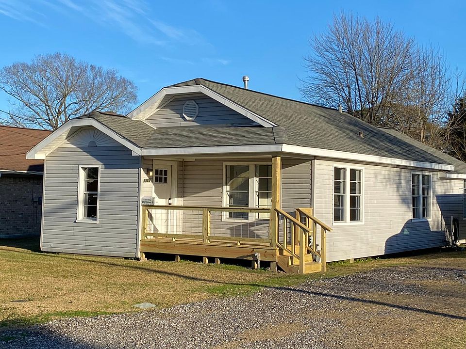 1st image of 2323 Avenue E