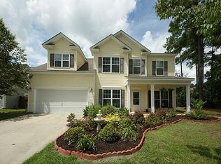 110 Southernwood Dr, Ladson, SC 29456