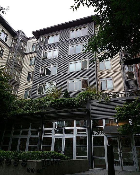 1st image of 1610 Belmont Ave APT 206