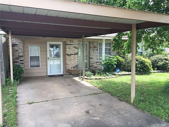4th image of 317 Liza Ln