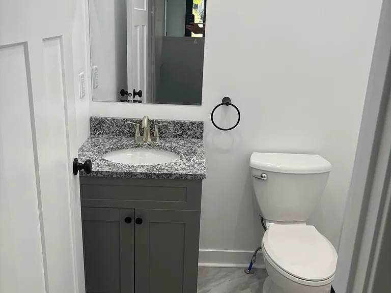 320 N Marshall Ave — Photo 7