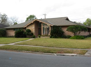 5002 Briarbend Dr, Houston, TX 77035