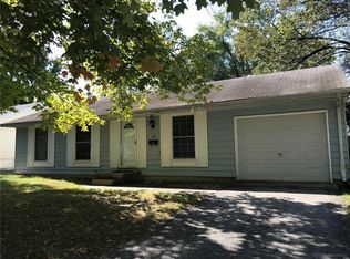 904 Juniper Dr, O'Fallon, IL 62269