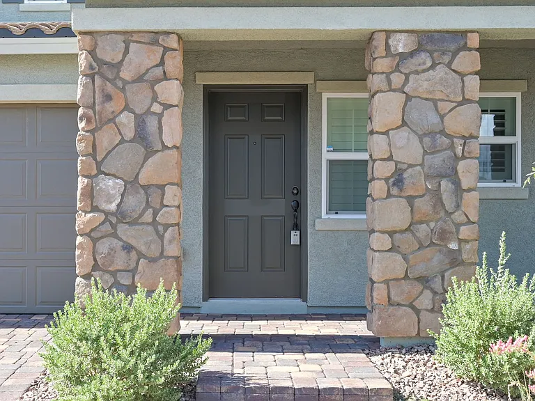 9792 Newcastle Spring Ave — Photo 3