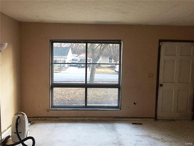 2nd image of 109 Wilson Park Ln