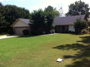 902 Vine St, New Albany, MS 38652