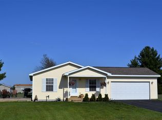 2129 Labrador Ln, Grawn, MI 49637