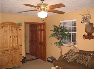 234 Woodmire Dr, Milton, WV 25541