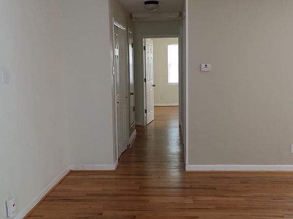 4th image of 7834 Blackbird Ln