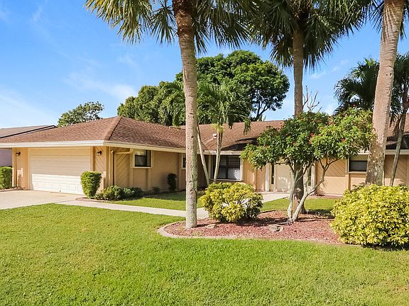 3rd image of 1104 Summerwood Cir