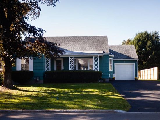 1703 Bedford St Rome Ny 13440 Mls S1222297 Zillow