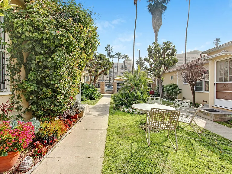 Washington Blvd. Marina Apartments - near Abbot Kinney! — Photo 4