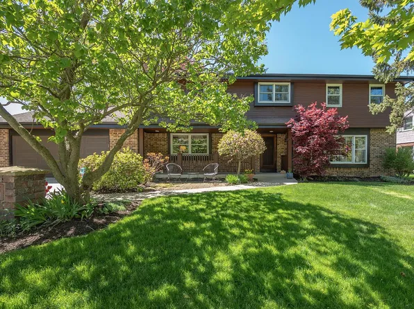 6411 N Bittersweet LANE, Glendale, WI 53217