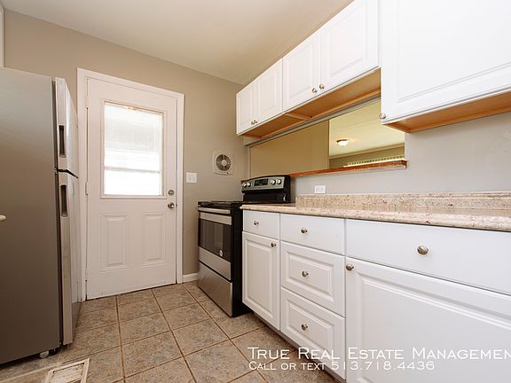 5th image of 8748 Balboa Dr