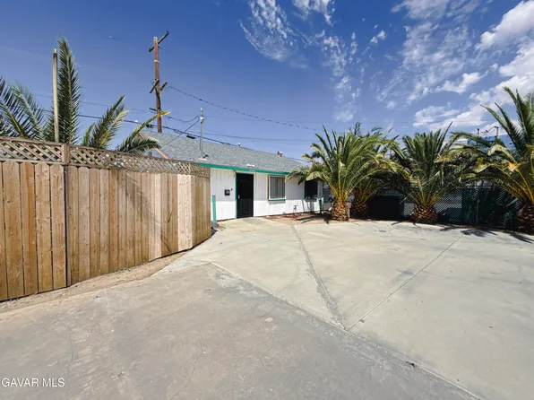 2753 Diamond St, Rosamond, CA 93560