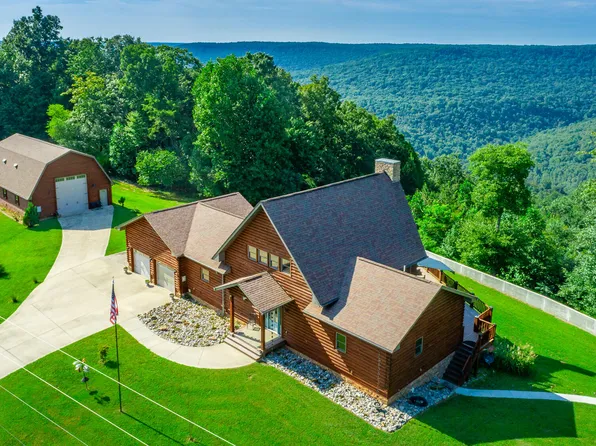 470 Preservation Dr, South Pittsburg, TN 37380