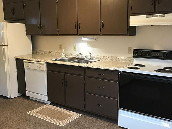 New countertops and sink