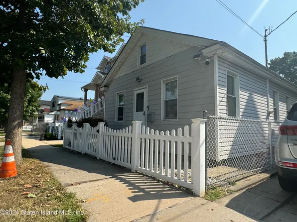64 Winham Ave, Staten Island, NY 10306