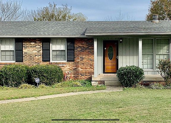 2nd image of 2804 Galesburg Dr