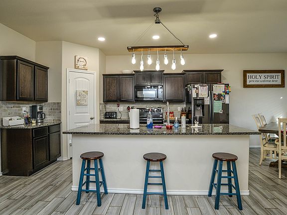 5th image of 13610 Avenue U