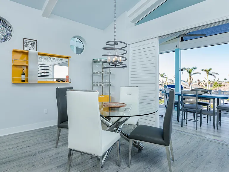 5866 Shell Cove Dr — Photo 3