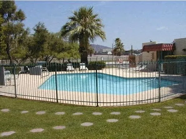 Red Mountain Springs, 1652 N 52nd St, Phoenix, AZ 85008