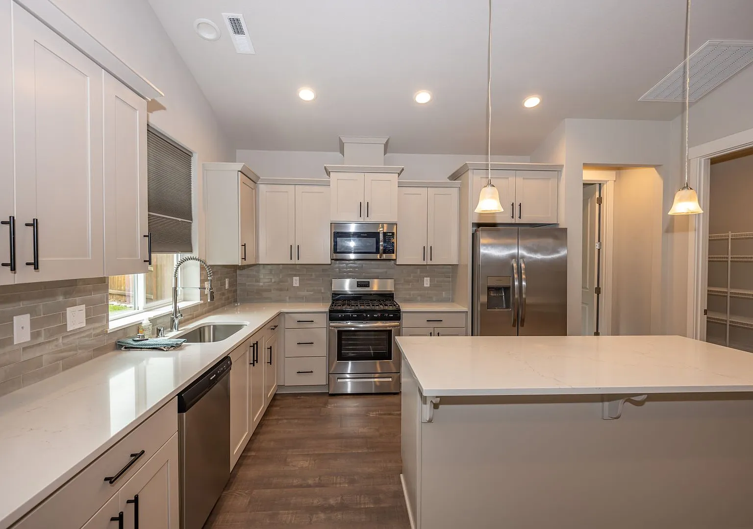3 Bedr Ranch Home in Ramble Creek Community — Photo 4