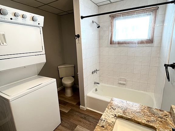 4th image of 41 Pulaski St #1