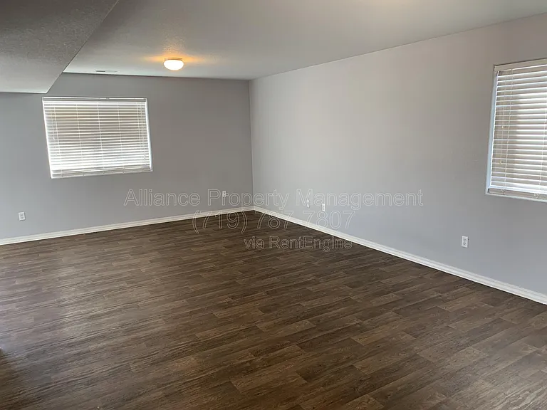3875 Reindeer Cir — Photo 4