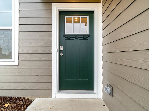 4th image of 10385 Whitney Pl