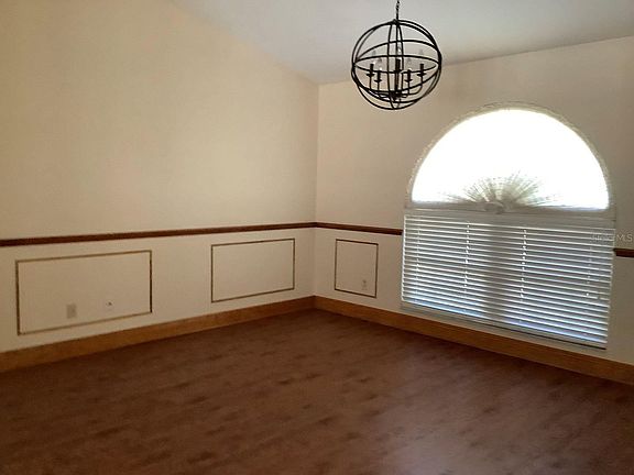 5th image of 5908 Hammock Woods Dr