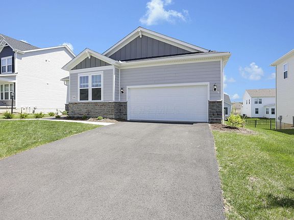 3rd image of 9686 Brindlewood Dr