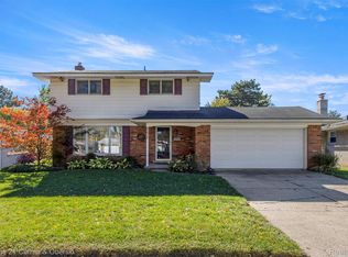 31617 Scone St, Livonia, MI 48154